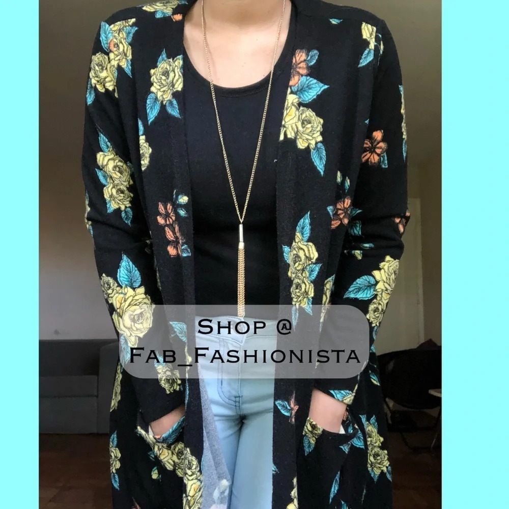 Lularoe Sarah Floral Cardigan Sweater size Small